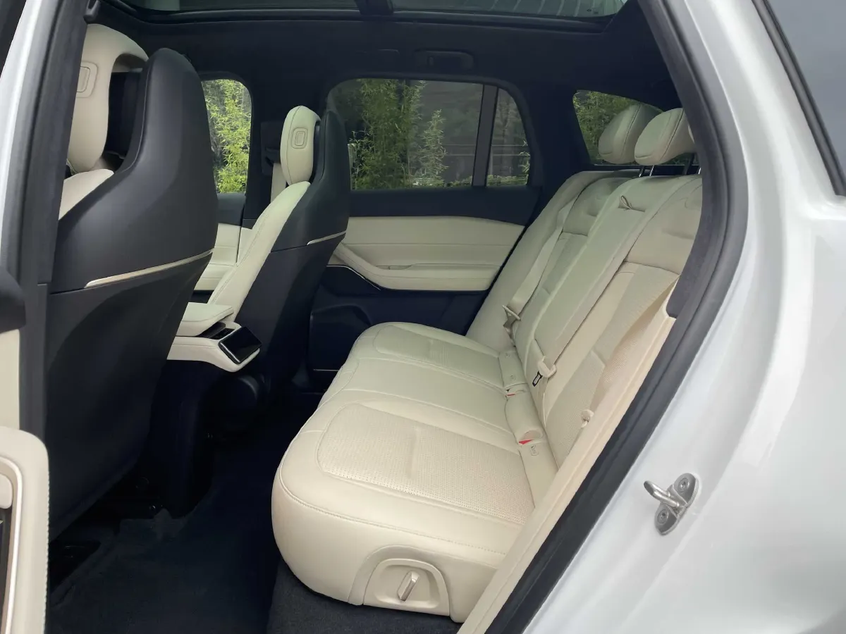 2024 NIO ES6 BEV 75KWH,autocango,china used car exporter,china ev exporter,chinese used car exporter,chinese used ev exporter