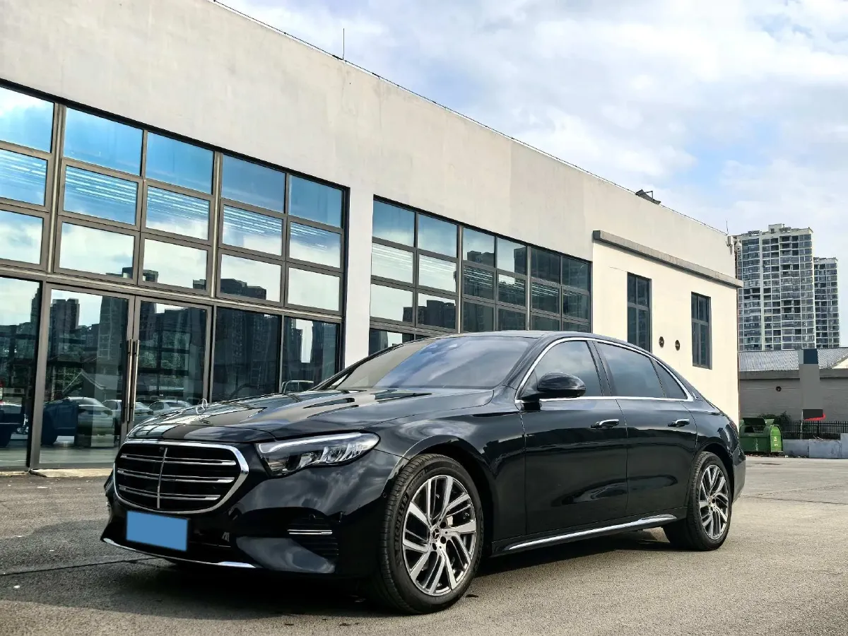 2025 Mercedes-Benz E Class 2.0T 258HP L4 9AT,autocango,china used car exporter,china ev exporter,chinese used car exporter,chinese used ev exporter