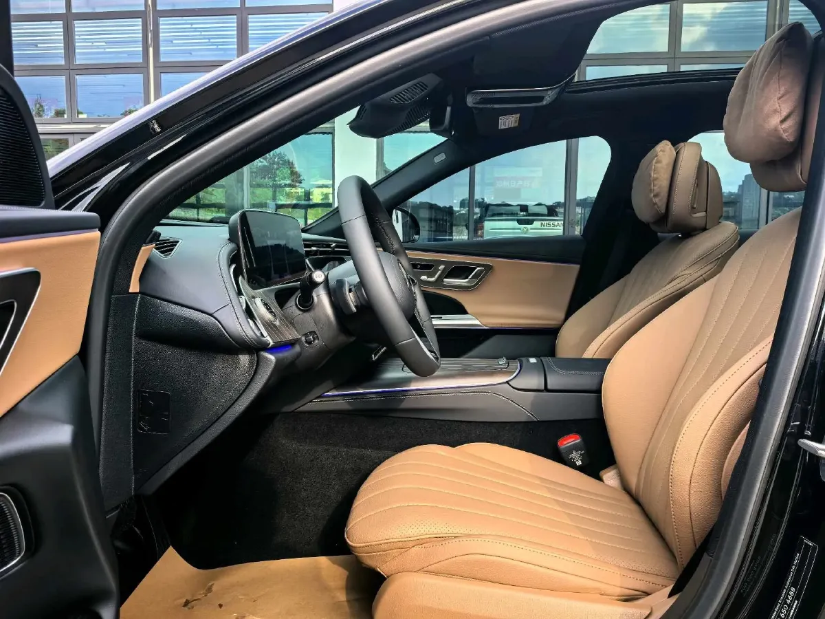 2025 Mercedes-Benz E Class 2.0T 258HP L4 9AT,autocango,china used car exporter,china ev exporter,chinese used car exporter,chinese used ev exporter