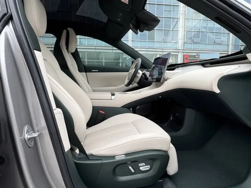 2025 MI YU7 BEV 96.3KWH,autocango,china used car exporter,china ev exporter,chinese used car exporter,chinese used ev exporter