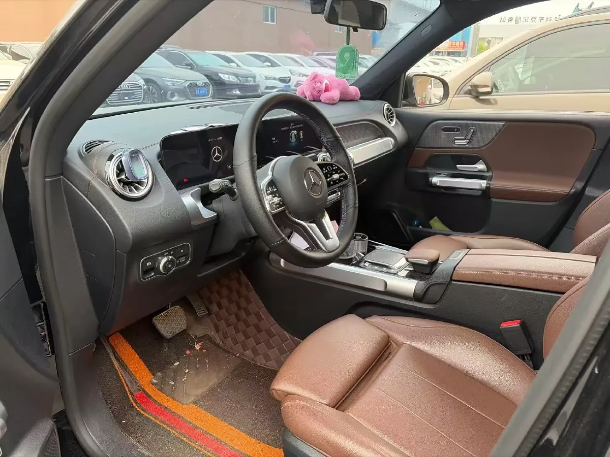 2023 Mercedes-Benz GLB Class 2.0T 190HP L4 8DCT,autocango,china used car exporter,china ev exporter,chinese used car exporter,chinese used ev exporter