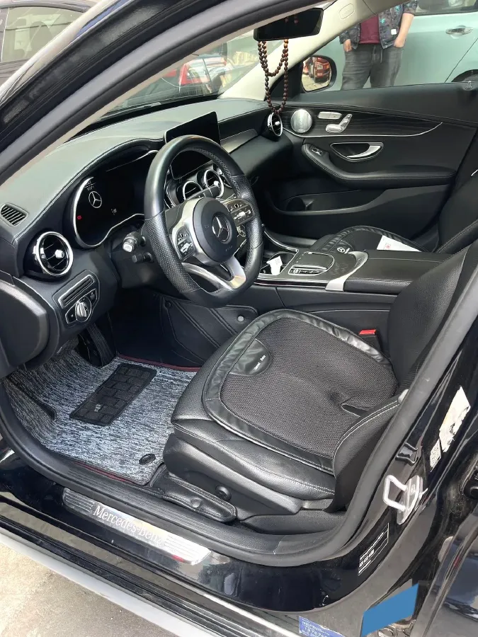 2021 Mercedes-Benz C Class 1.5T 184HP L4 9AT,autocango,china used car exporter,china ev exporter,chinese used car exporter,chinese used ev exporter