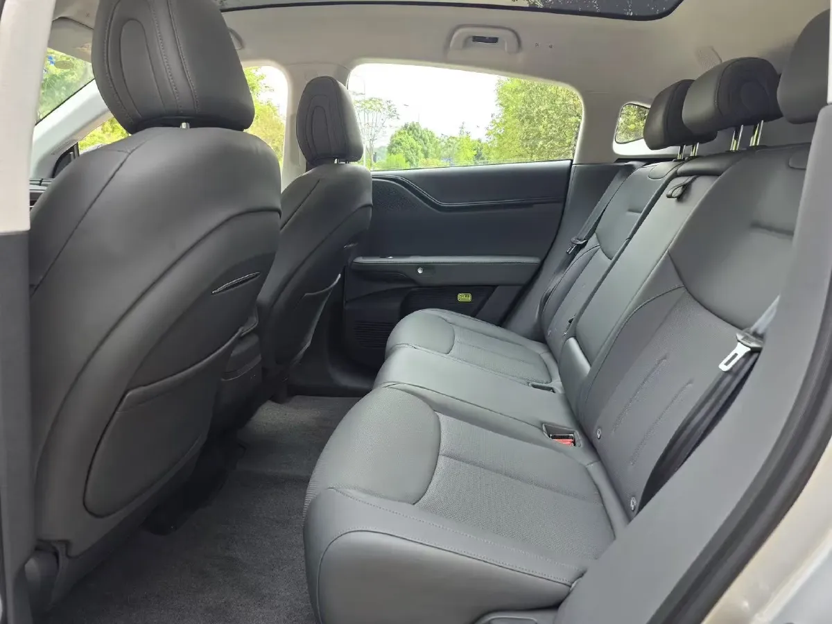 2026 Xpeng G6 BEV,autocango,china used car exporter,china ev exporter,chinese used car exporter,chinese used ev exporter