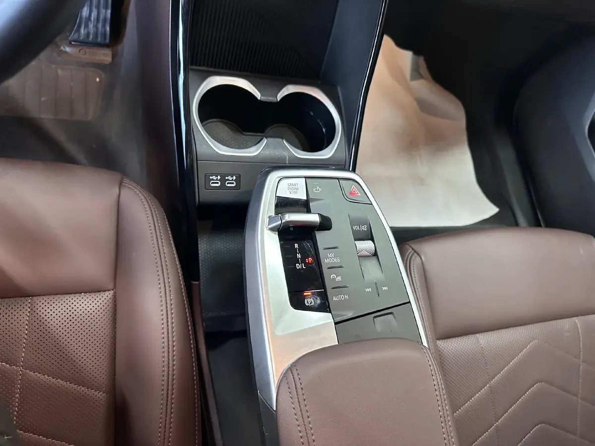 2023 BMW X1 1.5T 156HP L3 7DCT,autocango,china used car exporter,china ev exporter,chinese used car exporter,chinese used ev exporter