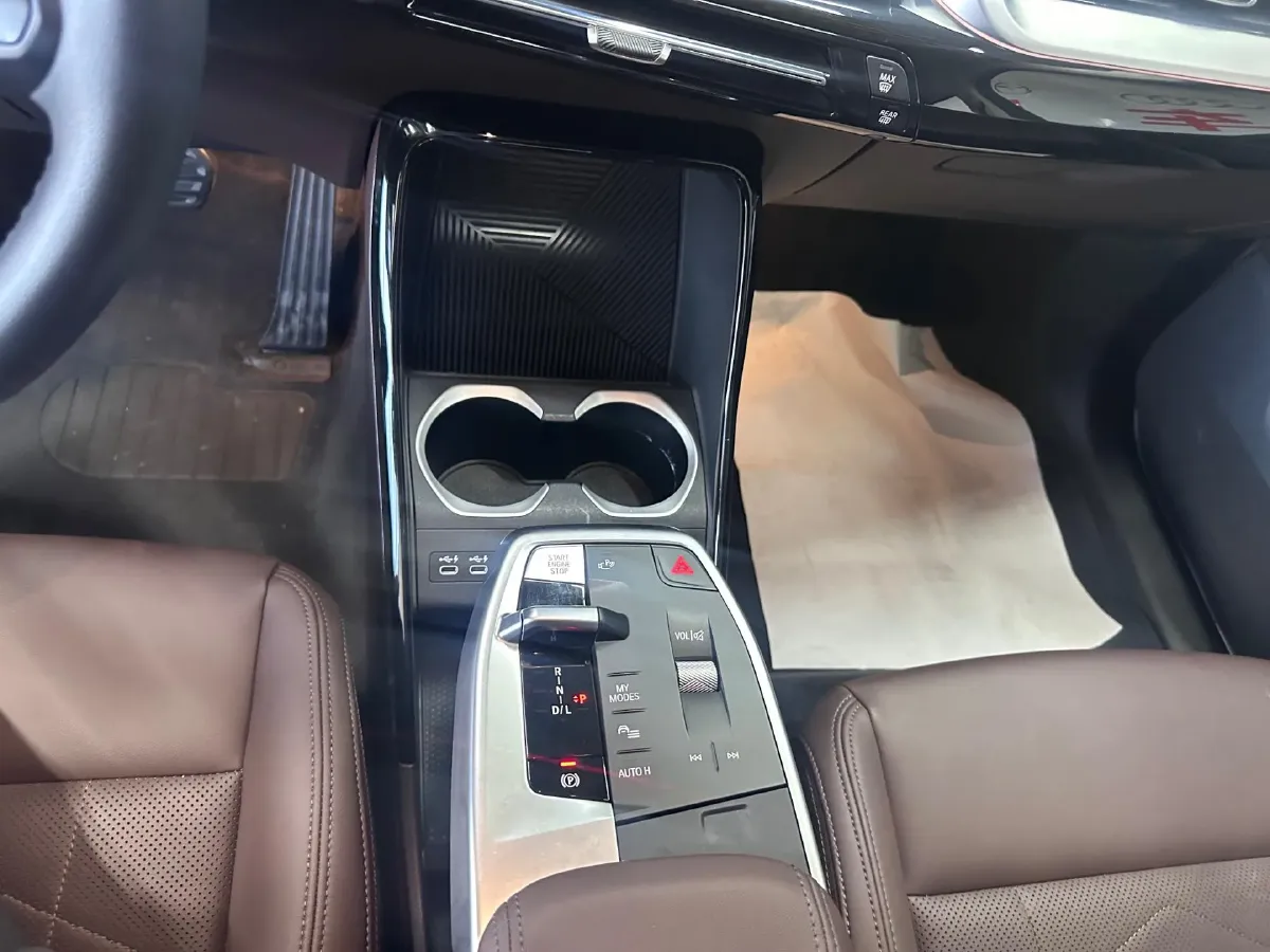 2023 BMW X1 1.5T 156HP L3 7DCT,autocango,china used car exporter,china ev exporter,chinese used car exporter,chinese used ev exporter