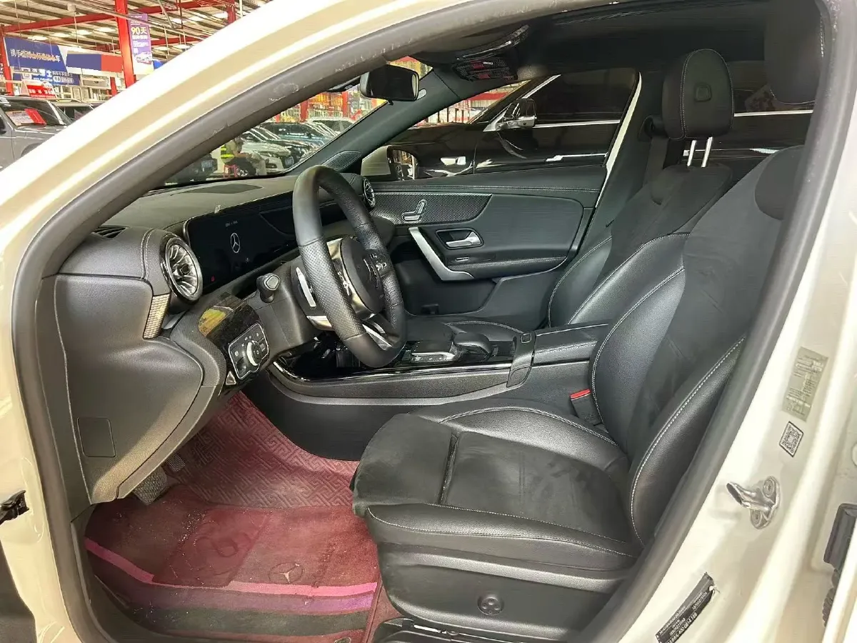 2021 Mercedes-Benz A Class 1.3T 163HP L4 7DCT,autocango,china used car exporter,china ev exporter,chinese used car exporter,chinese used ev exporter