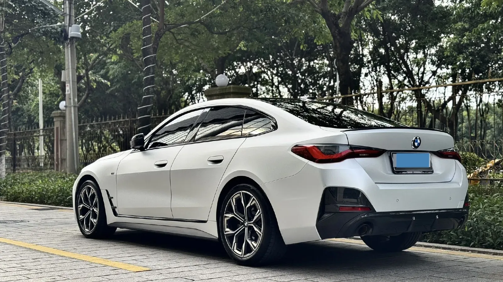 2023 BMW 4 Series 2.0T 245HP L4 8AT,autocango,china used car exporter,china ev exporter,chinese used car exporter,chinese used ev exporter