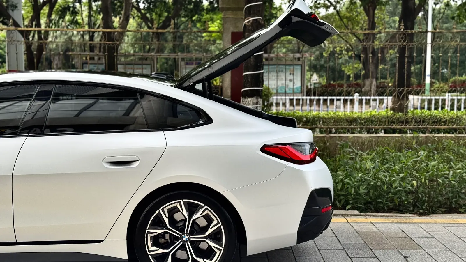 2023 BMW 4 Series 2.0T 245HP L4 8AT,autocango,china used car exporter,china ev exporter,chinese used car exporter,chinese used ev exporter