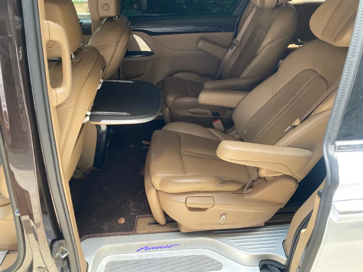 2020 Buick GL8 2.0T 237HP L4 9AT,autocango,china used car exporter,china ev exporter,chinese used car exporter,chinese used ev exporter