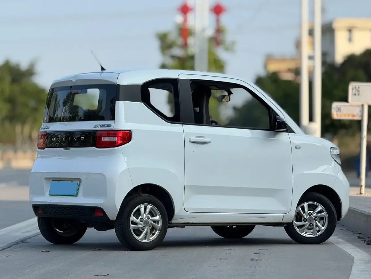 2020 WuLing HongGuang MINI EV BEV 9.3KWH,autocango,china used car exporter,china ev exporter,chinese used car exporter,chinese used ev exporter