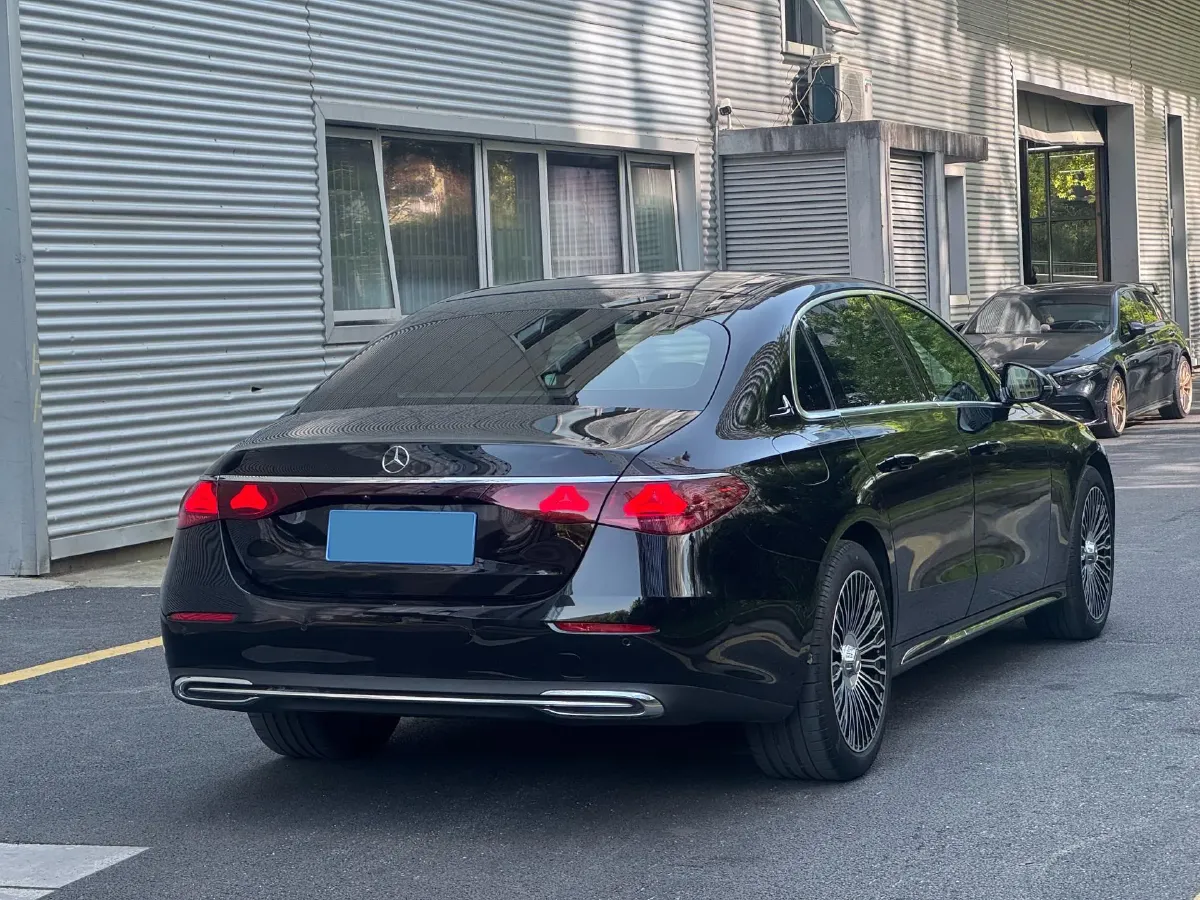 2024 Mercedes-Benz E Class 2.0T 258HP L4 9AT,autocango,china used car exporter,china ev exporter,chinese used car exporter,chinese used ev exporter
