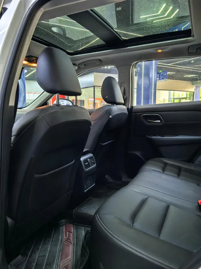 2021 Nissan X-Trail 1.5T 204HP L3 CVT,autocango,china used car exporter,china ev exporter,chinese used car exporter,chinese used ev exporter