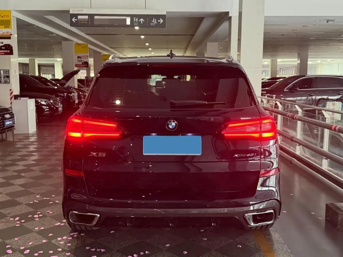 2021 BMW X5 3.0T 340HP L6 8AT,autocango,china used car exporter,china ev exporter,chinese used car exporter,chinese used ev exporter