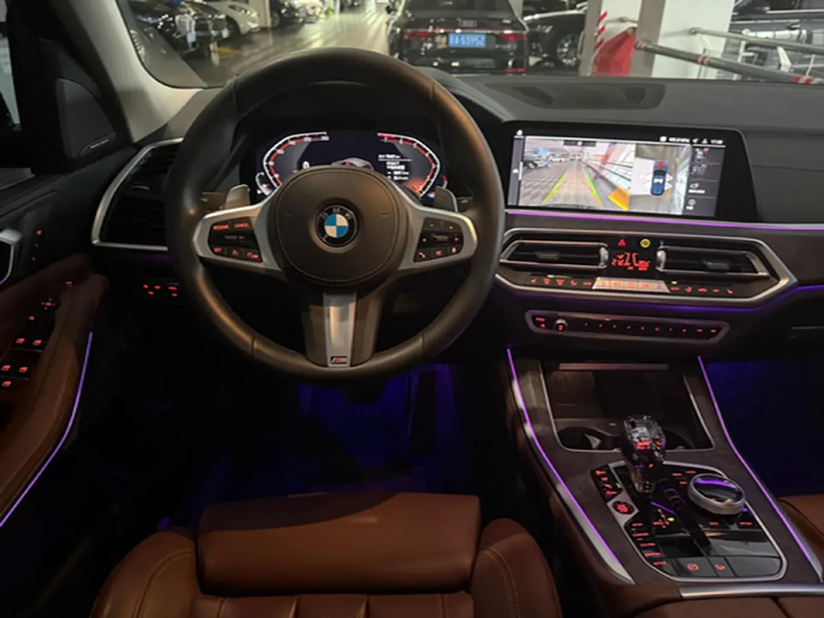 2021 BMW X5 3.0T 340HP L6 8AT,autocango,china used car exporter,china ev exporter,chinese used car exporter,chinese used ev exporter