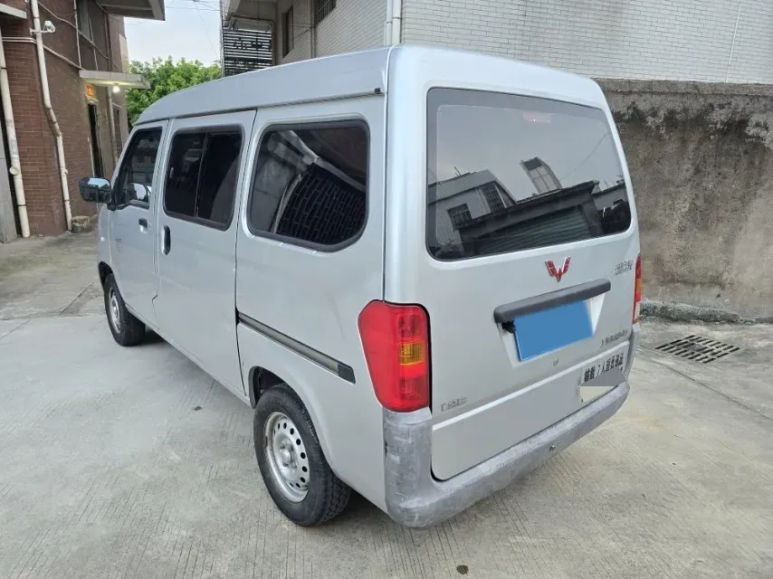 2019 WuLing RongGuang 1.2L 82HP L4 5MT,autocango,china used car exporter,china ev exporter,chinese used car exporter,chinese used ev exporter