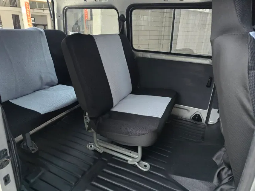 2019 WuLing RongGuang 1.2L 82HP L4 5MT,autocango,china used car exporter,china ev exporter,chinese used car exporter,chinese used ev exporter