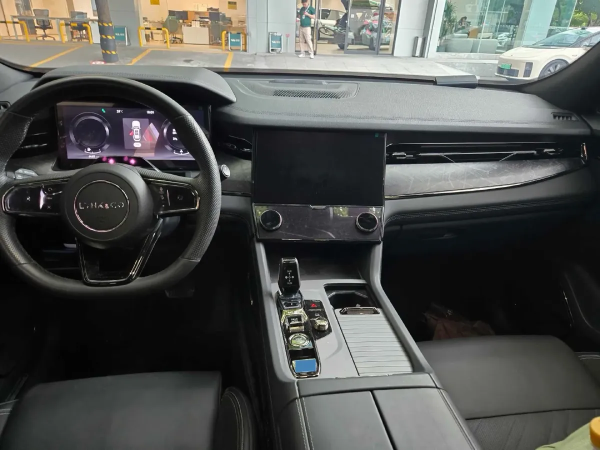 2021 Buick GL8 2.0T 237HP L4 9AT,autocango,china used car exporter,china ev exporter,chinese used car exporter,chinese used ev exporter