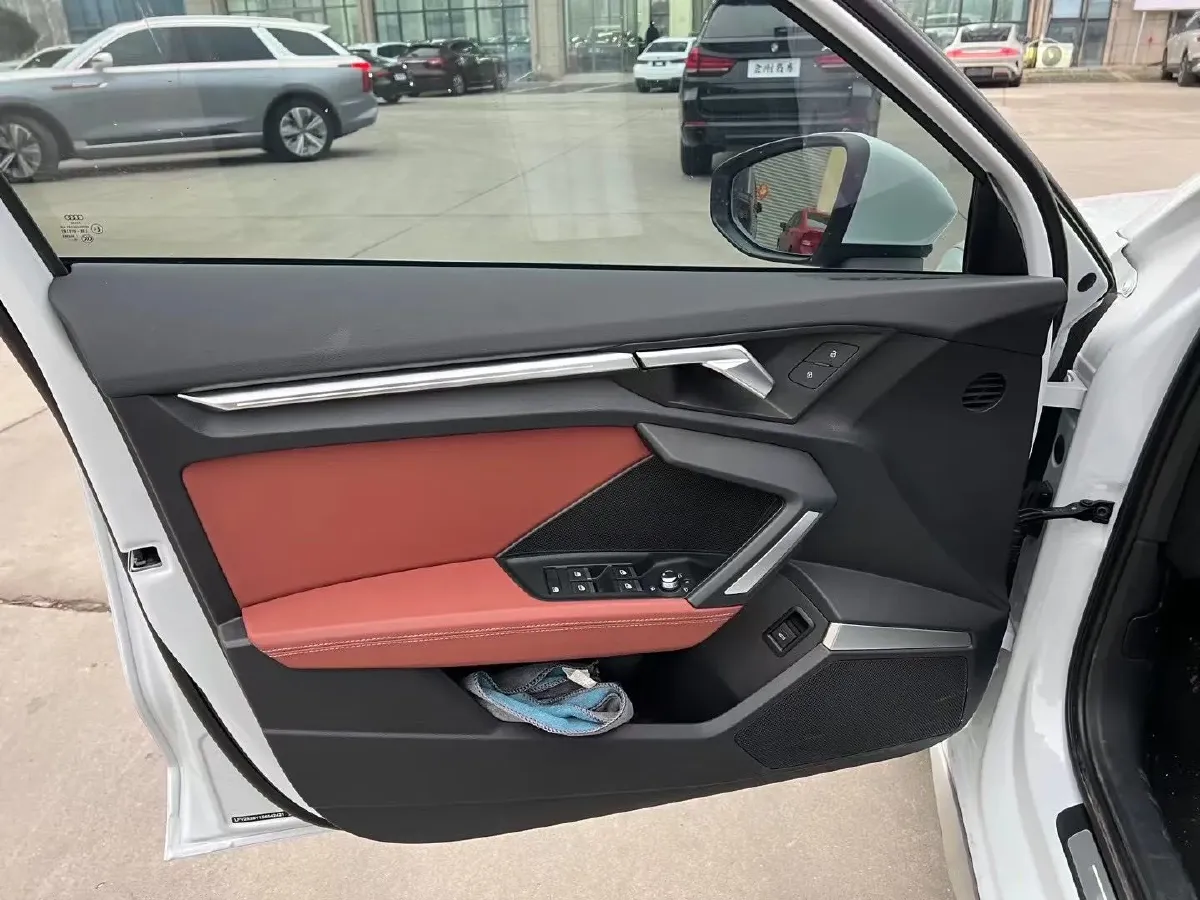 2025 Audi A3 1.5T 160HP L4 7DCT,autocango,china used car exporter,china ev exporter,chinese used car exporter,chinese used ev exporter