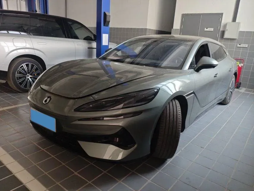 2024 Denza DenzaZ9GT 2.0T 207HP L4 E-CVT PHEV 38.5KWH,autocango,china used car exporter,china ev exporter,chinese used car exporter,chinese used ev exporter