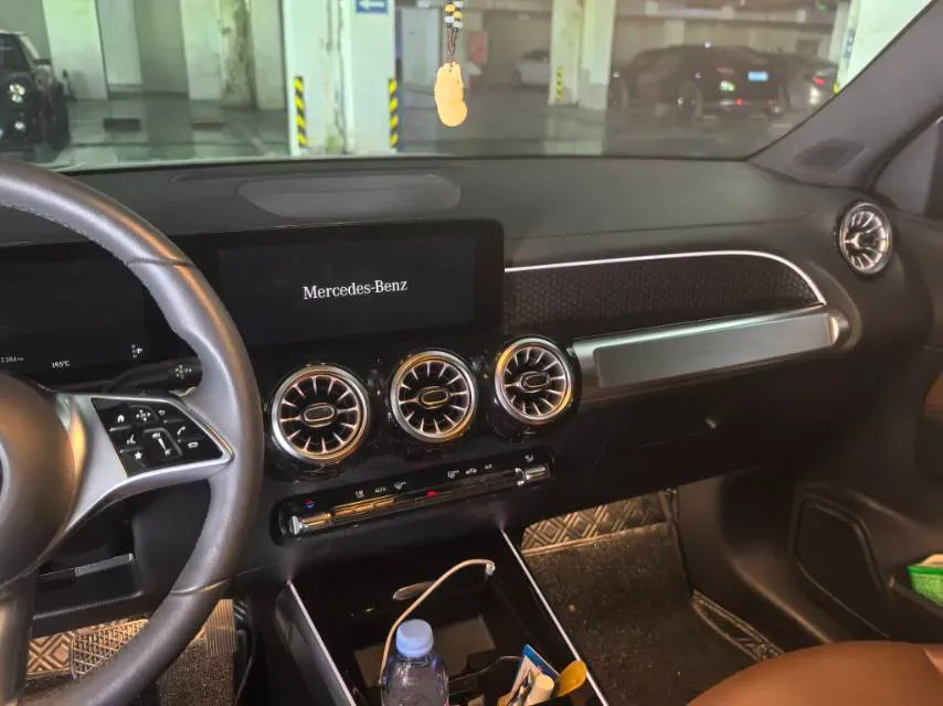 2024 Mercedes-Benz GLB Class 2.0T 190HP L4 8DCT,autocango,china used car exporter,china ev exporter,chinese used car exporter,chinese used ev exporter