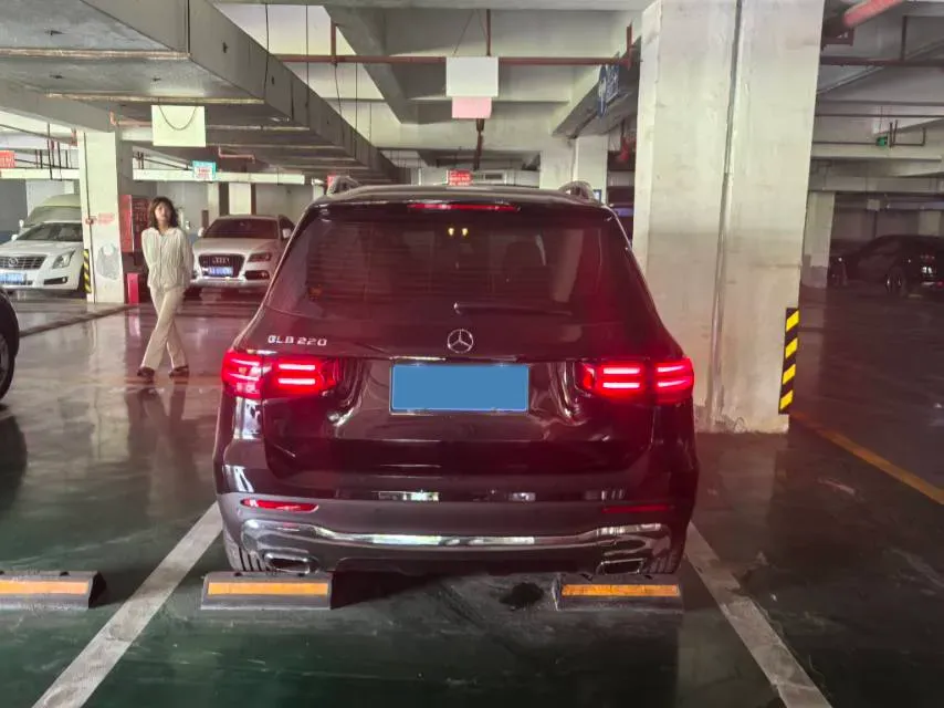 2024 Mercedes-Benz GLB Class 2.0T 190HP L4 8DCT,autocango,china used car exporter,china ev exporter,chinese used car exporter,chinese used ev exporter
