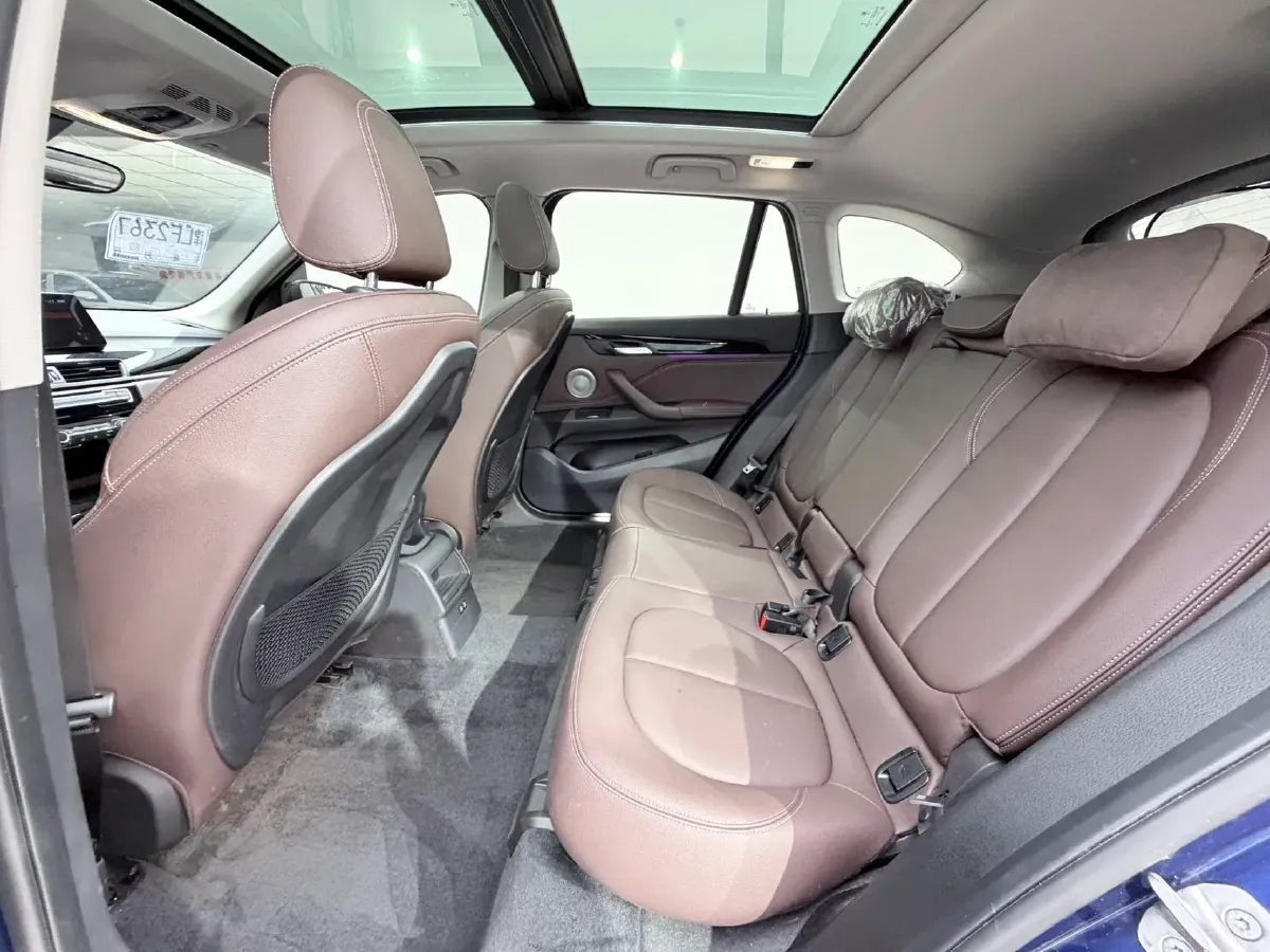 2021 BMW X1 1.5T 140HP L3 7DCT,autocango,china used car exporter,china ev exporter,chinese used car exporter,chinese used ev exporter