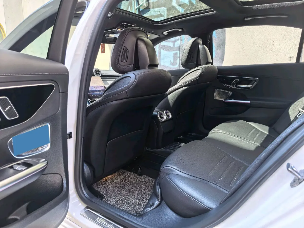 2023 Mercedes-Benz C Class 1.5T 204HP L4 9AT,autocango,china used car exporter,china ev exporter,chinese used car exporter,chinese used ev exporter