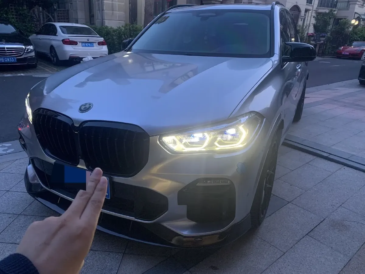 2021 BMW X5 3.0T 340HP L6 8AT,autocango,china used car exporter,china ev exporter,chinese used car exporter,chinese used ev exporter