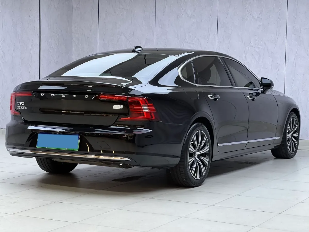 2021 Volvo S90 PHEV 2.0T 303HP L4 8AT PHEV 11.6KWH,autocango,china used car exporter,china ev exporter,chinese used car exporter,chinese used ev exporter