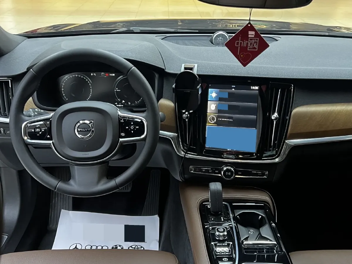 2021 Volvo S90 PHEV 2.0T 303HP L4 8AT PHEV 11.6KWH,autocango,china used car exporter,china ev exporter,chinese used car exporter,chinese used ev exporter