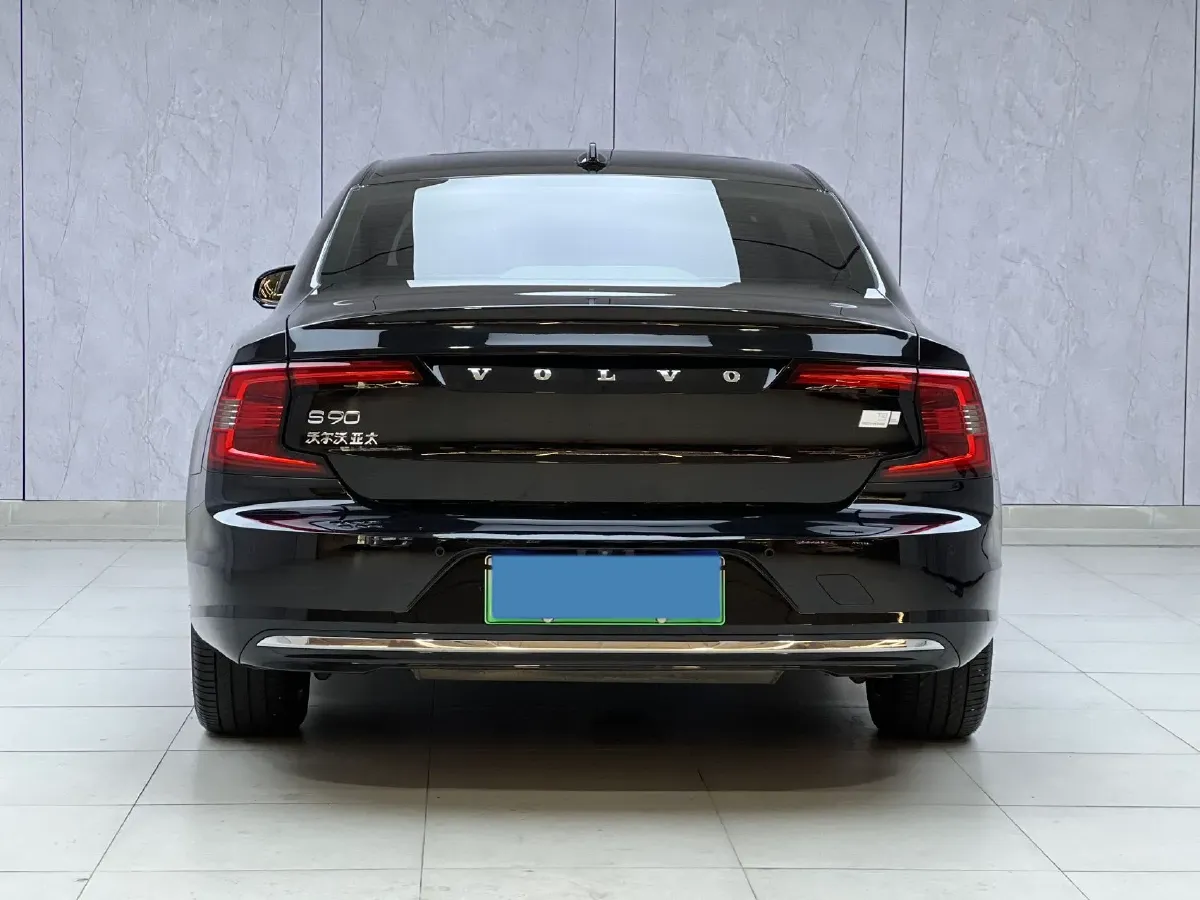 2021 Volvo S90 PHEV 2.0T 303HP L4 8AT PHEV 11.6KWH,autocango,china used car exporter,china ev exporter,chinese used car exporter,chinese used ev exporter