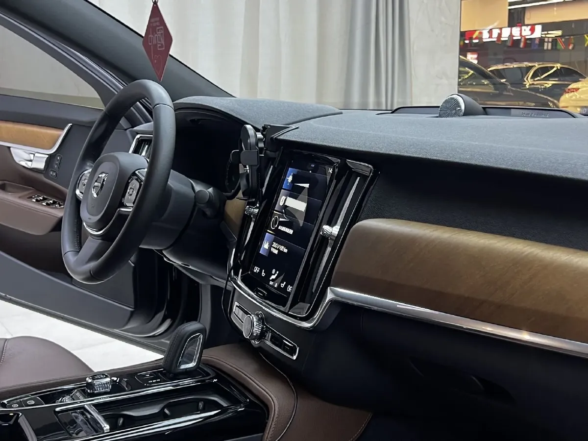 2021 Volvo S90 PHEV 2.0T 303HP L4 8AT PHEV 11.6KWH,autocango,china used car exporter,china ev exporter,chinese used car exporter,chinese used ev exporter