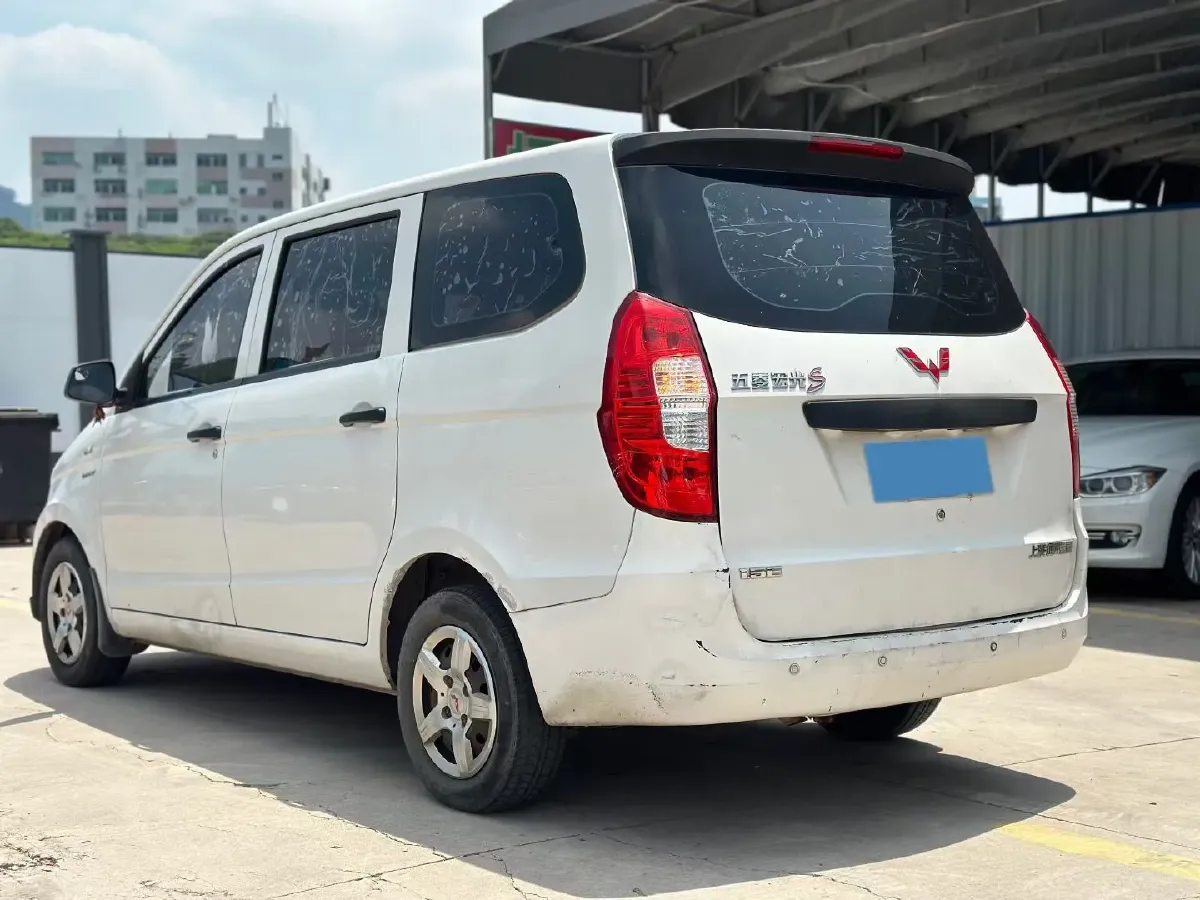 2015 WuLing HongGuang 1.5L 112HP L4 5MT,autocango,china used car exporter,china ev exporter,chinese used car exporter,chinese used ev exporter