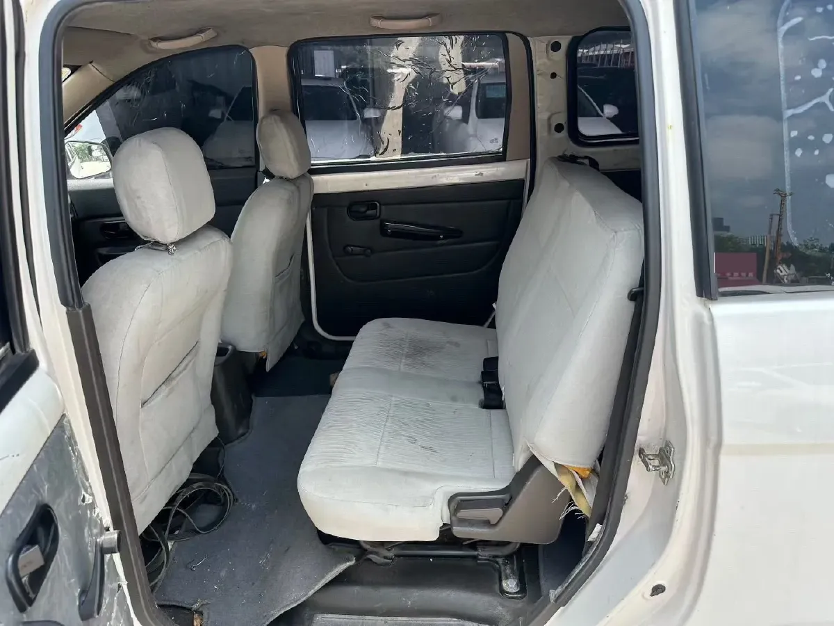2015 WuLing HongGuang 1.5L 112HP L4 5MT,autocango,china used car exporter,china ev exporter,chinese used car exporter,chinese used ev exporter