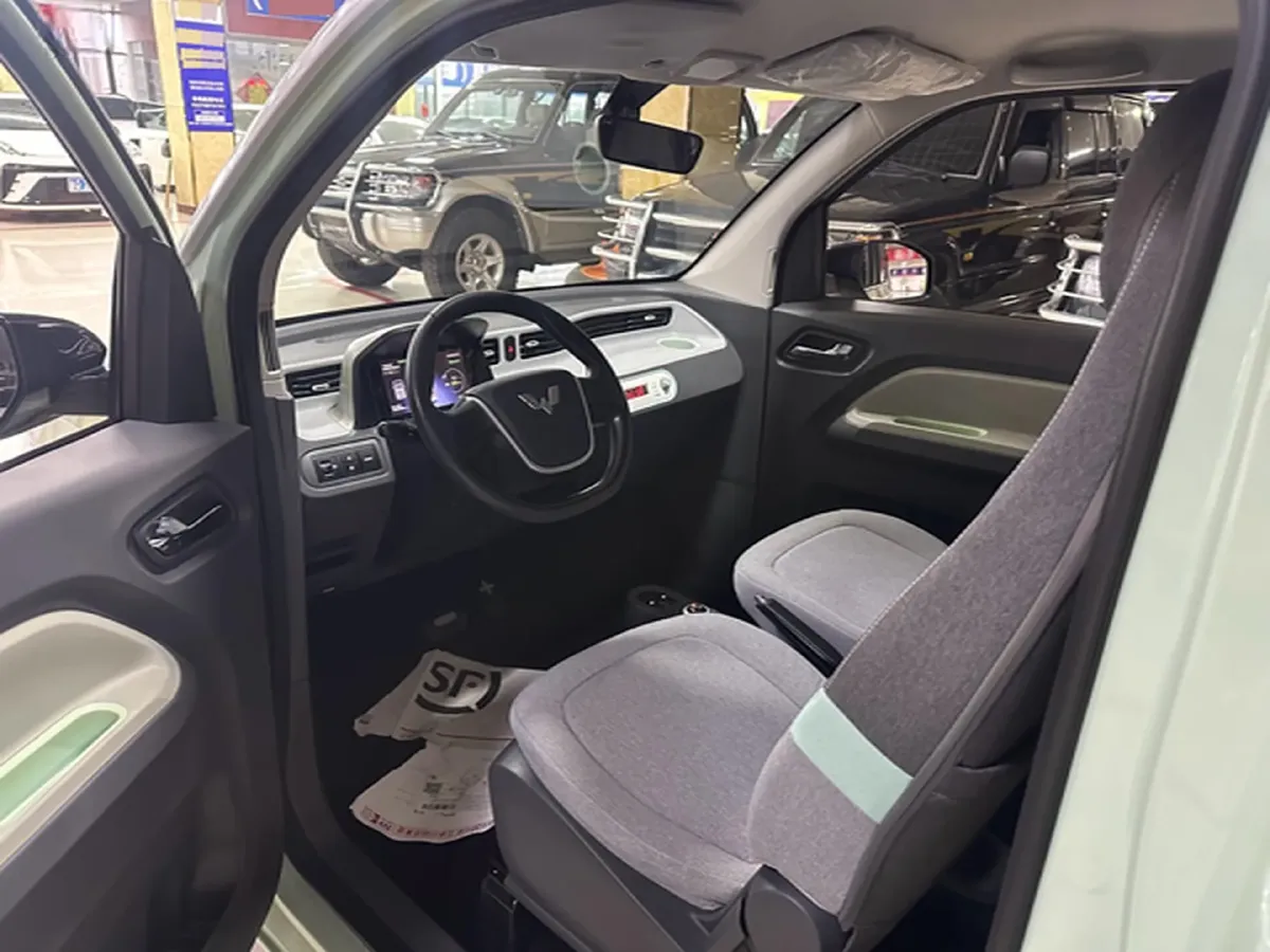 2020 WuLing HongGuang MINI EV BEV 13.8KWH,autocango,china used car exporter,china ev exporter,chinese used car exporter,chinese used ev exporter