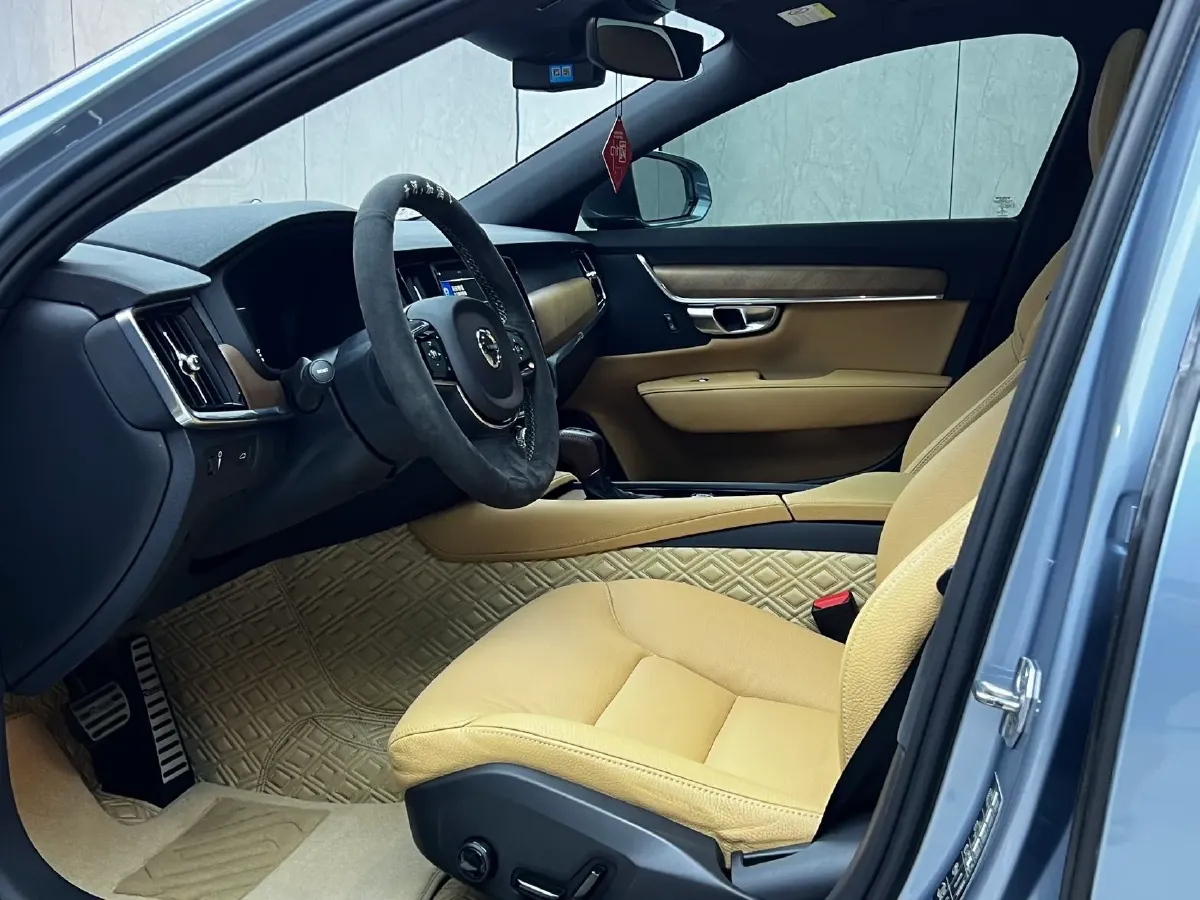 2019 Infiniti Q70 2.0T 211HP L4 7AT,autocango,china used car exporter,china ev exporter,chinese used car exporter,chinese used ev exporter
