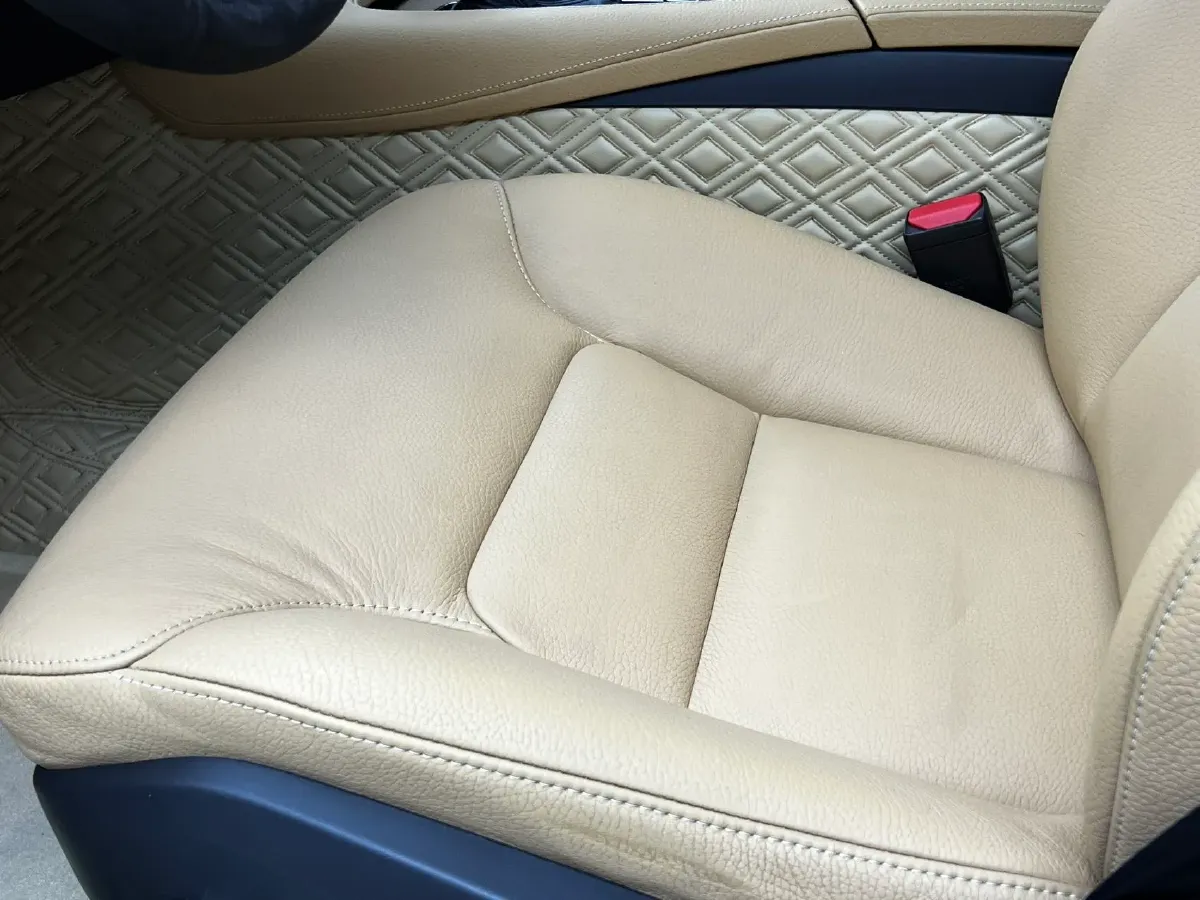 2019 Infiniti Q70 2.0T 211HP L4 7AT,autocango,china used car exporter,china ev exporter,chinese used car exporter,chinese used ev exporter