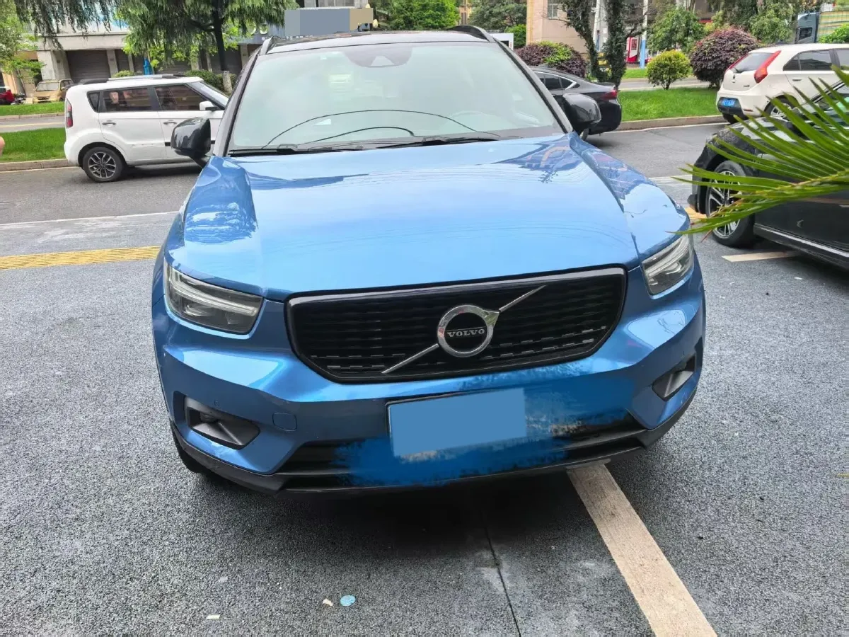 2020 Volvo XC40 2.0T 190HP L4 8AT,autocango,china used car exporter,china ev exporter,chinese used car exporter,chinese used ev exporter