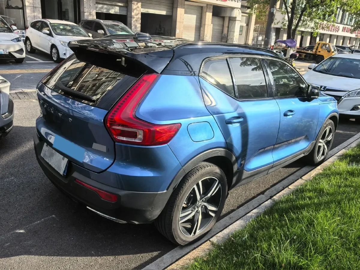 2020 Volvo XC40 2.0T 190HP L4 8AT,autocango,china used car exporter,china ev exporter,chinese used car exporter,chinese used ev exporter