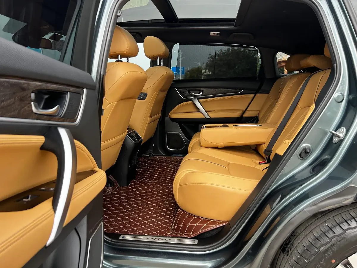 2020 Honda UR-V 2.0T 272HP L4 9AT,autocango,china used car exporter,china ev exporter,chinese used car exporter,chinese used ev exporter