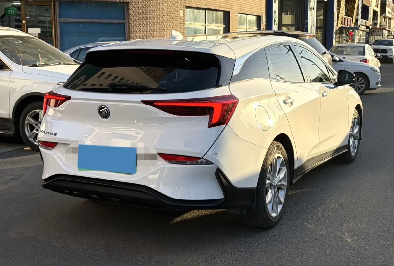 2022 Buick Velite 6 1.5L 102HP L4 E-CVT PHEV 9.5KWH,autocango,china used car exporter,china ev exporter,chinese used car exporter,chinese used ev exporter