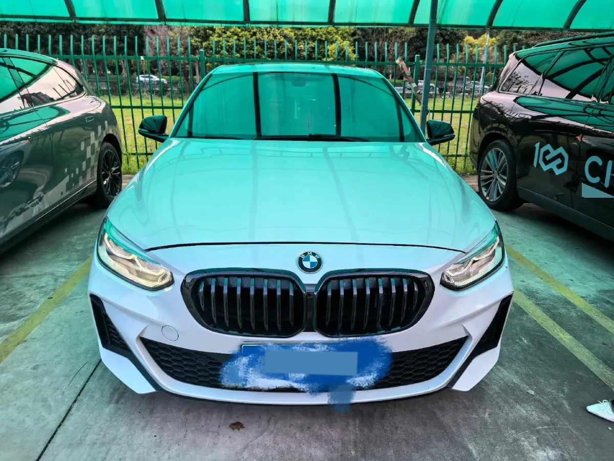 2021 BMW 1 Series 1.5T 140HP L3 7DCT,autocango,china used car exporter,china ev exporter,chinese used car exporter,chinese used ev exporter