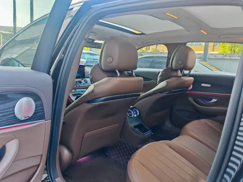 2021 Mercedes-Benz E Class 2.0T 258HP L4 9AT,autocango,china used car exporter,china ev exporter,chinese used car exporter,chinese used ev exporter