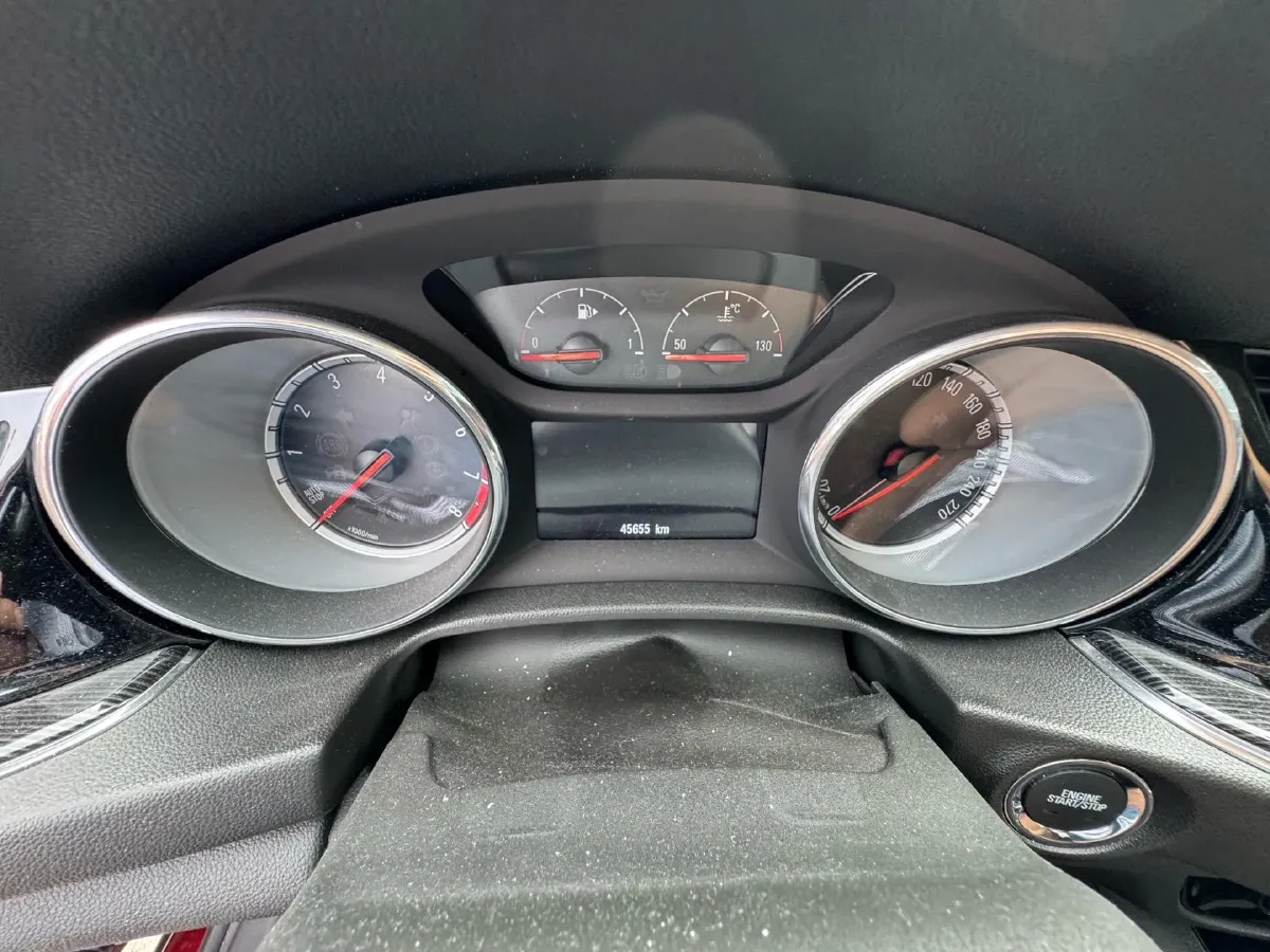 2019 Buick Regal 1.5T 170HP L4 9AT,autocango,china used car exporter,china ev exporter,chinese used car exporter,chinese used ev exporter