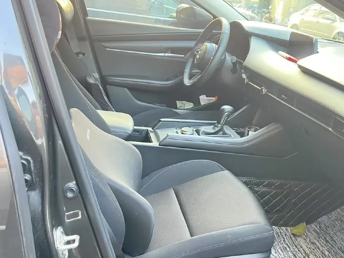 2023 Mazda 3 Axela 2.0L 158HP L4 6AT,autocango,china used car exporter,china ev exporter,chinese used car exporter,chinese used ev exporter