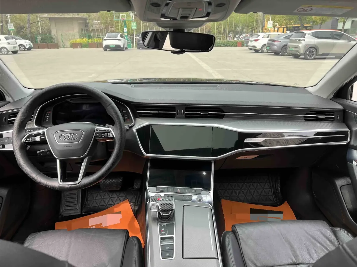 2021 Audi A6L 2.0T 190HP L4 7DCT,autocango,china used car exporter,china ev exporter,chinese used car exporter,chinese used ev exporter