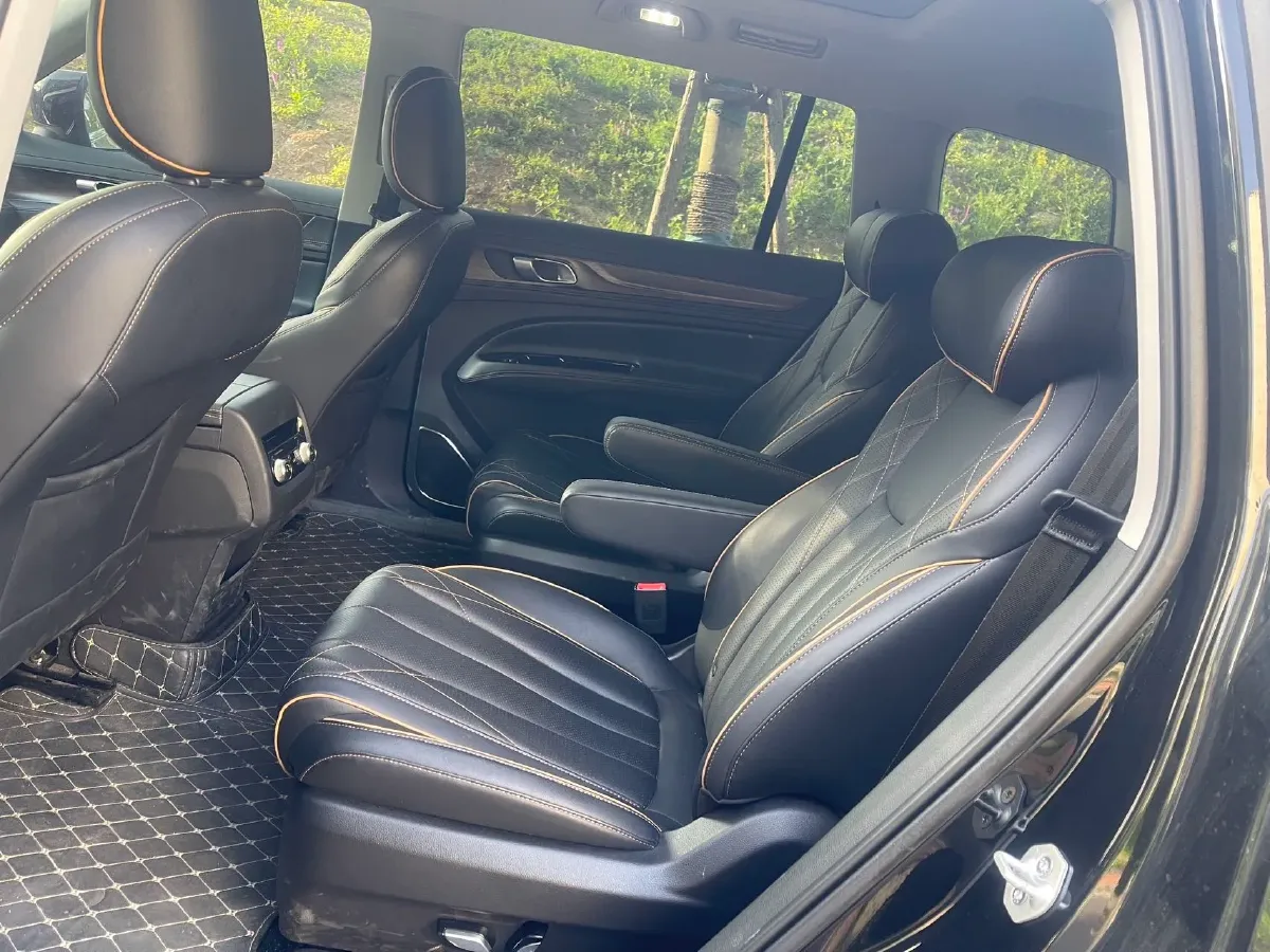 2021 Ford Equator 2.0T 224HP L4 6DCT,autocango,china used car exporter,china ev exporter,chinese used car exporter,chinese used ev exporter
