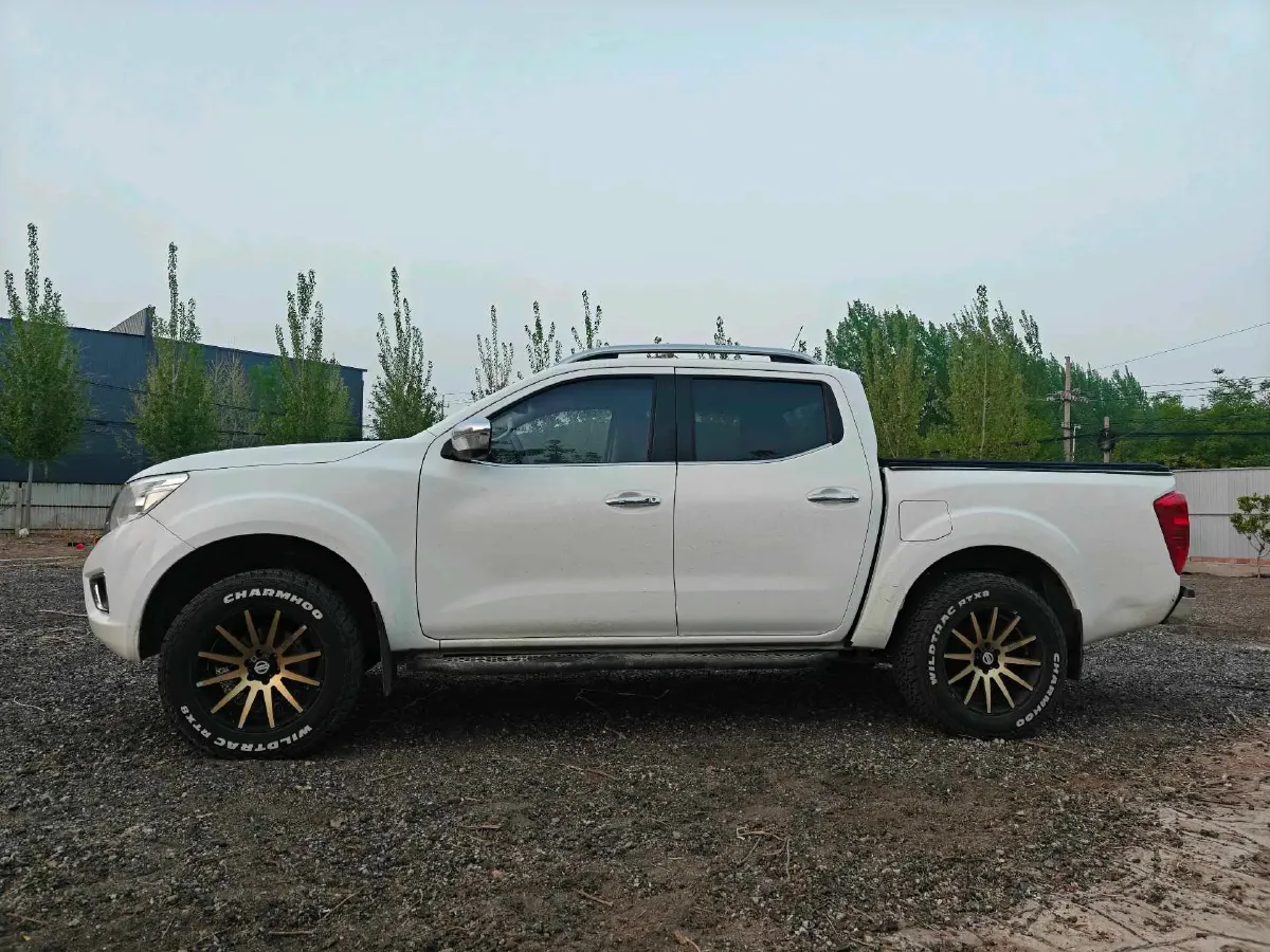 2021 Nissan Navara 2.5L 190HP L4 7AT,autocango,china used car exporter,china ev exporter,chinese used car exporter,chinese used ev exporter