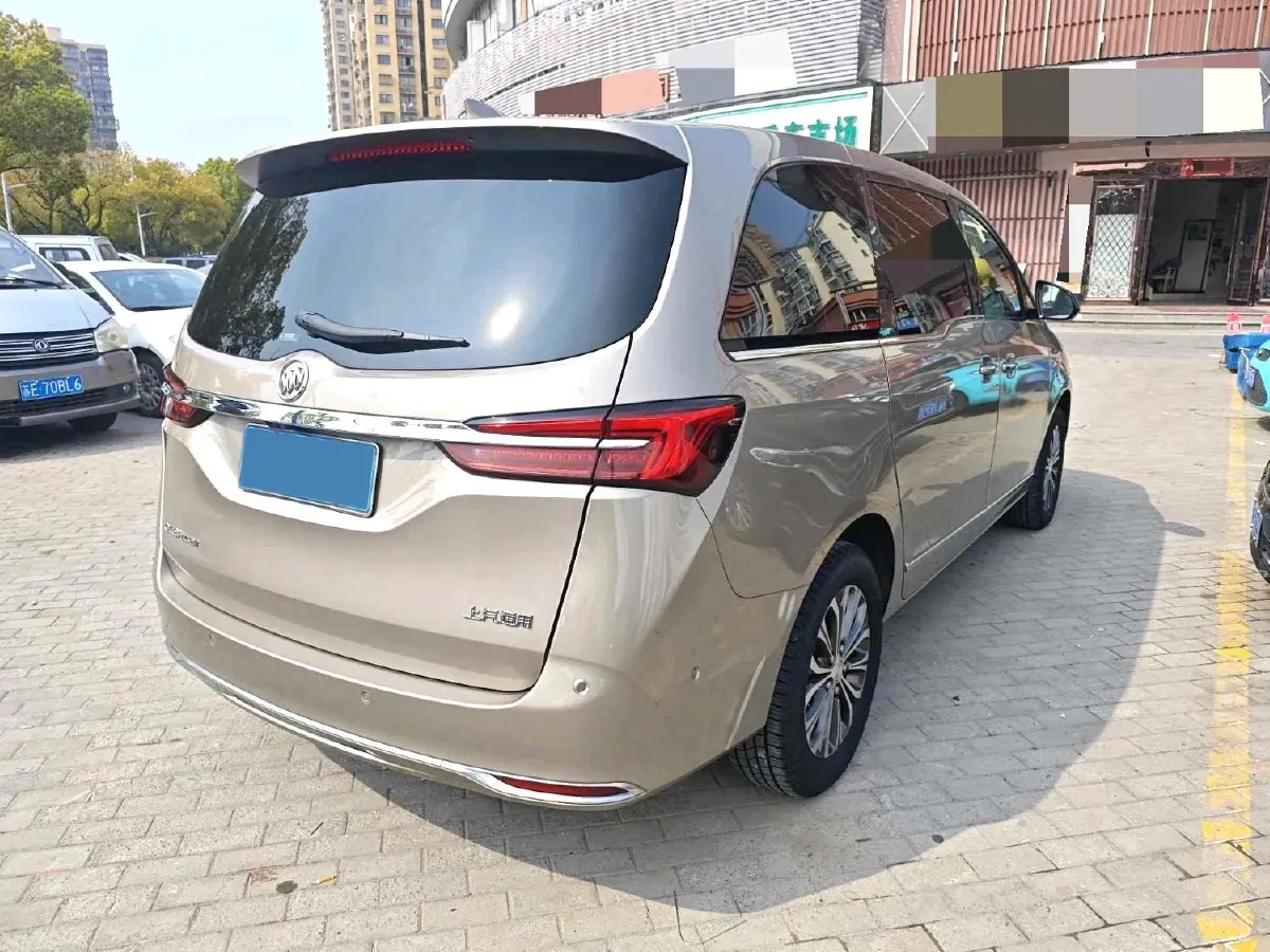 2022 Buick GL8 2.0T 237HP L4 9AT,autocango,china used car exporter,china ev exporter,chinese used car exporter,chinese used ev exporter