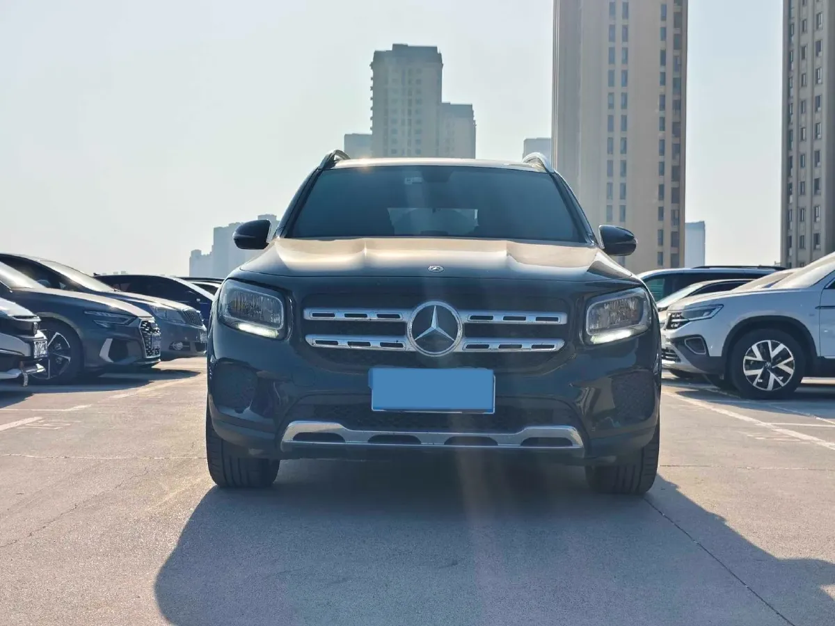 2020 Mercedes-Benz GLB Class 1.3T 136HP L4 7DCT,autocango,china used car exporter,china ev exporter,chinese used car exporter,chinese used ev exporter
